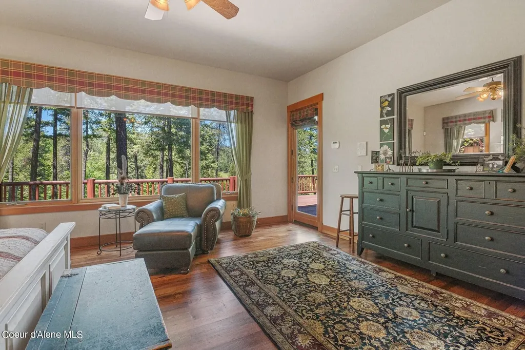 526 Roop Road Cocolalla ID 83813
