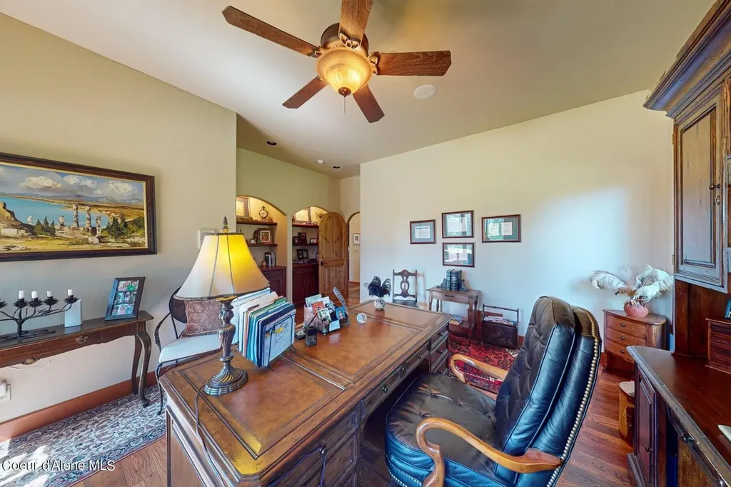 526 Roop Road Cocolalla ID 83813