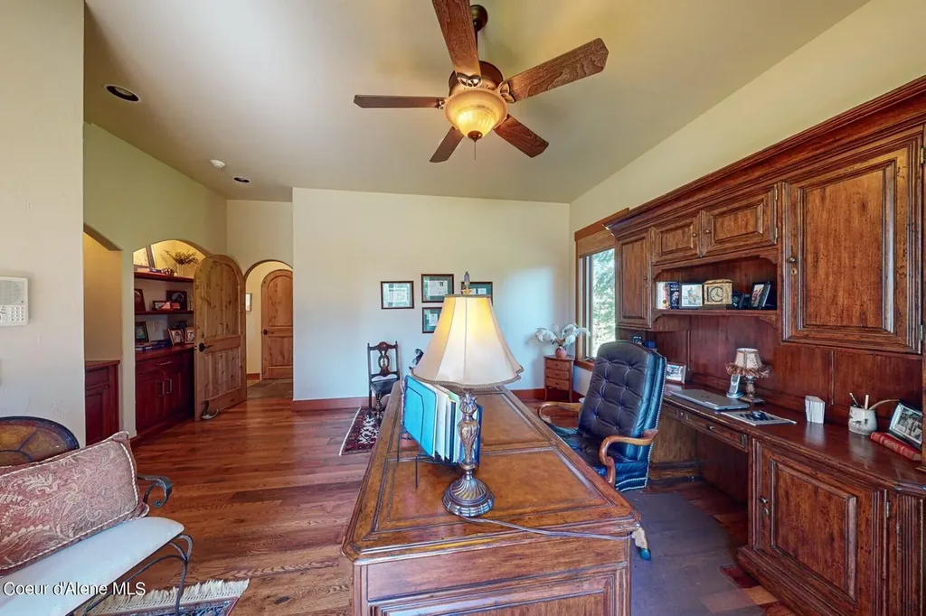 526 Roop Road Cocolalla ID 83813