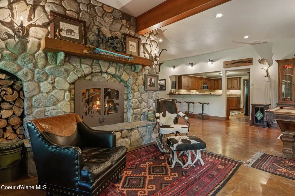 526 Roop Road Cocolalla ID 83813