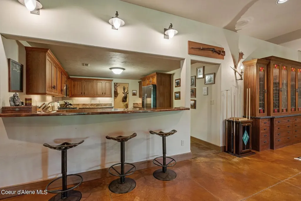 526 Roop Road Cocolalla ID 83813