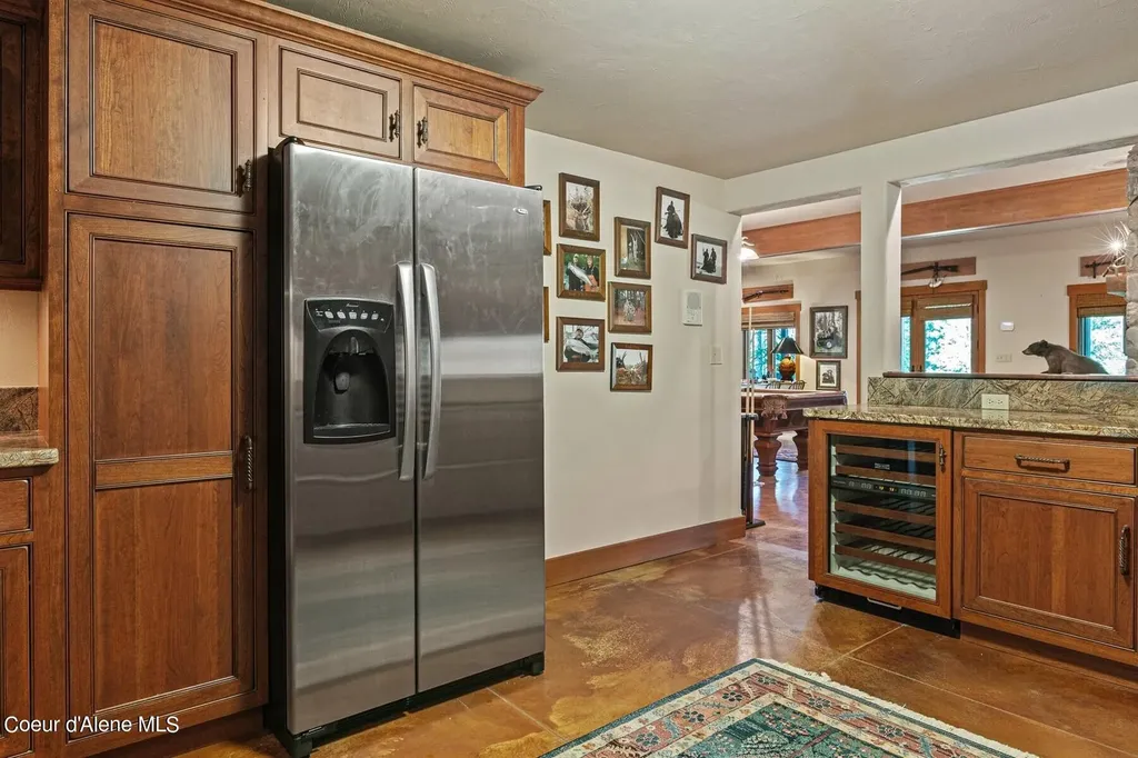 526 Roop Road Cocolalla ID 83813