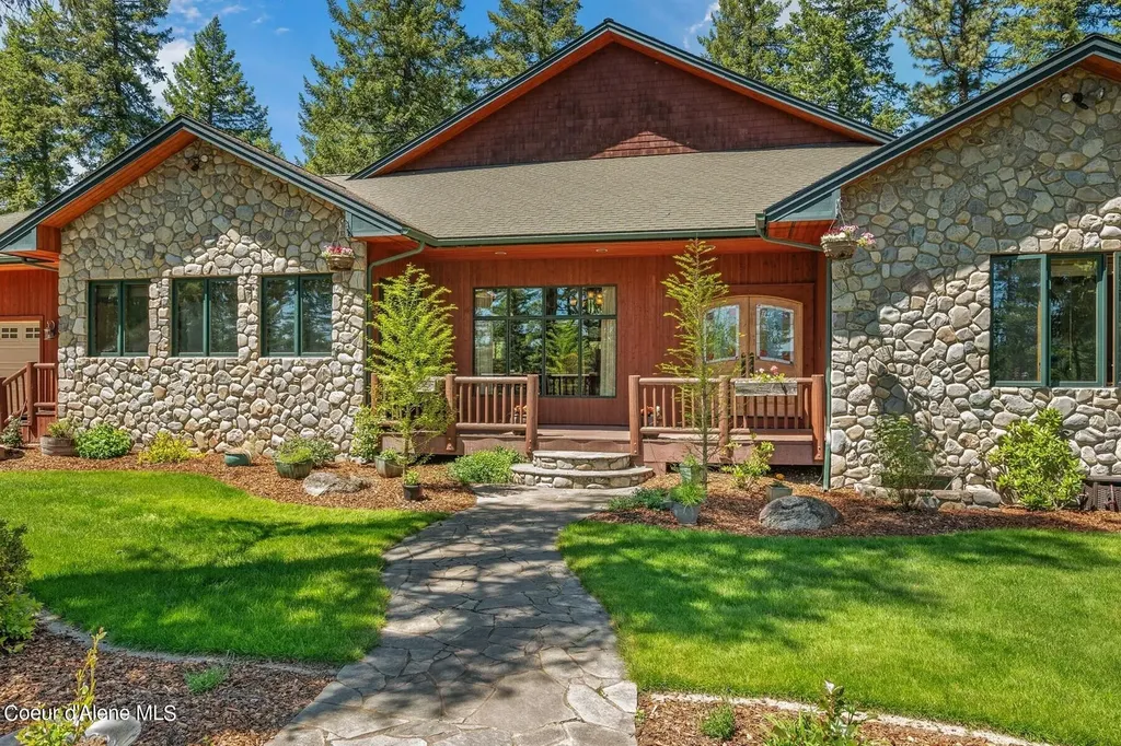 526 Roop Road Cocolalla ID 83813