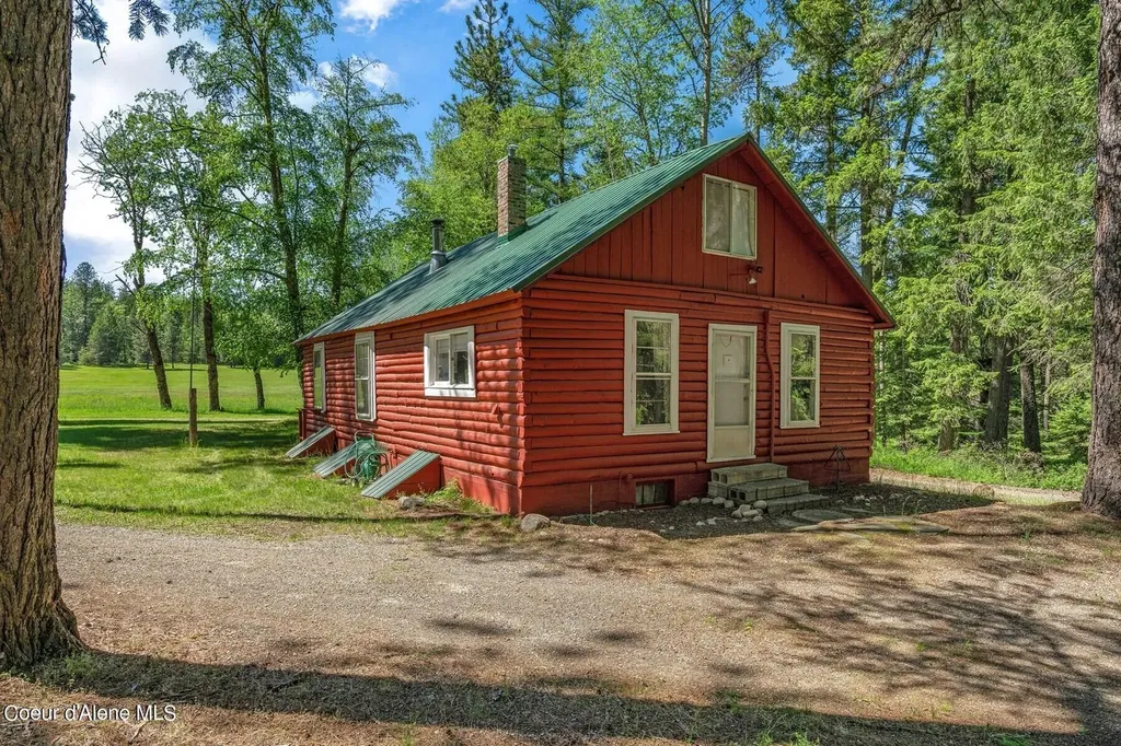 526 Roop Road Cocolalla ID 83813