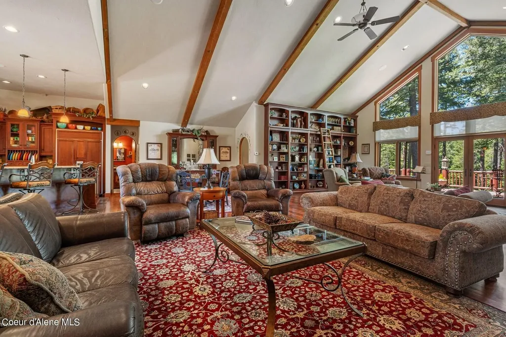 526 Roop Road Cocolalla ID 83813