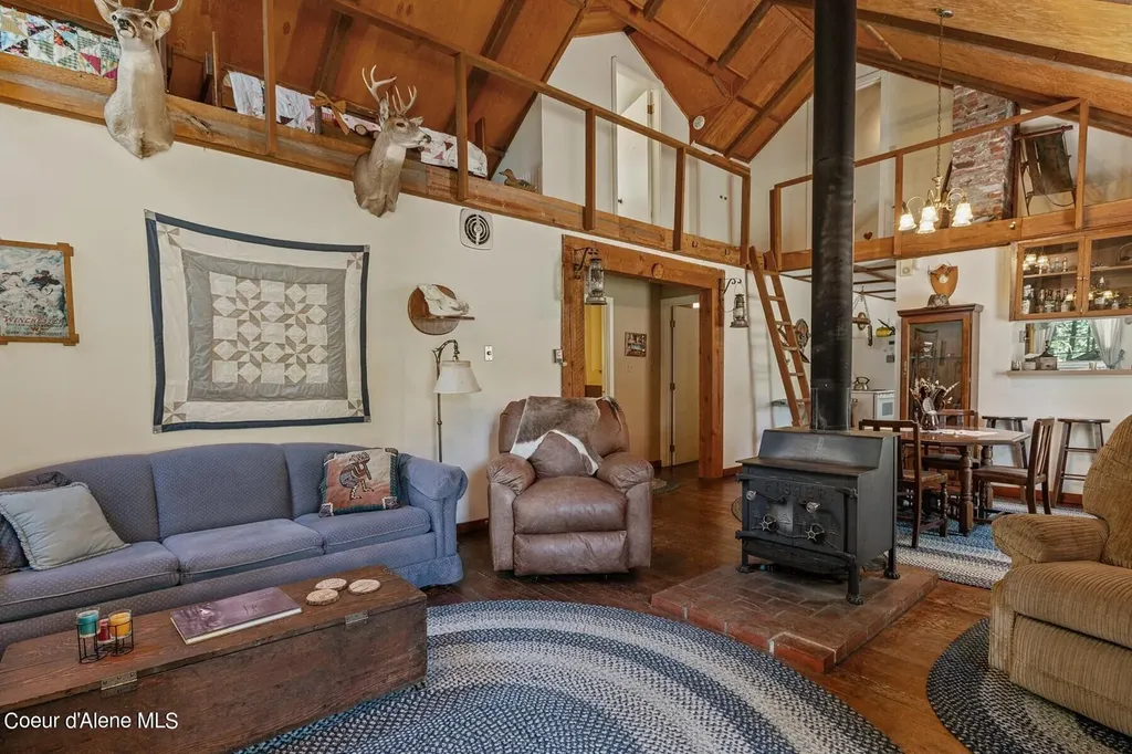 526 Roop Road Cocolalla ID 83813