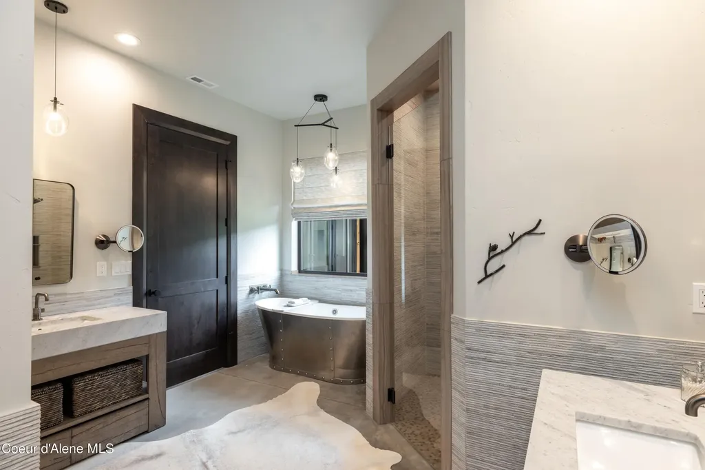 11065 S Carlin Bay Road Harrison ID 83833