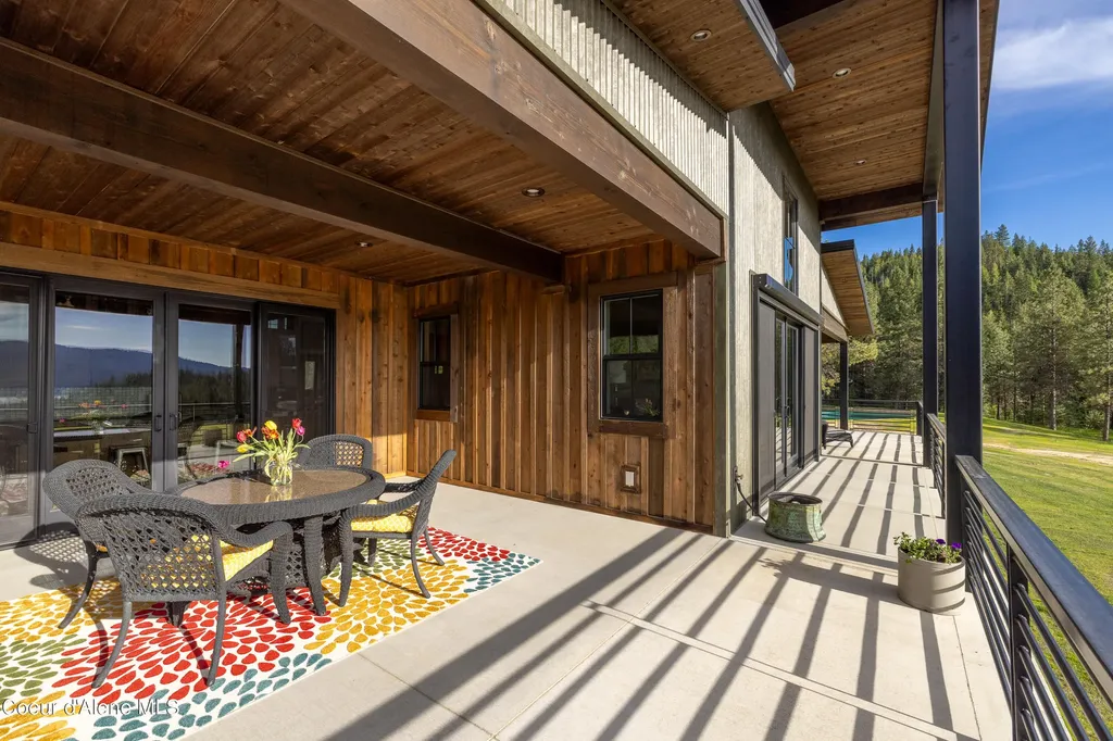 11065 S Carlin Bay Road Harrison ID 83833