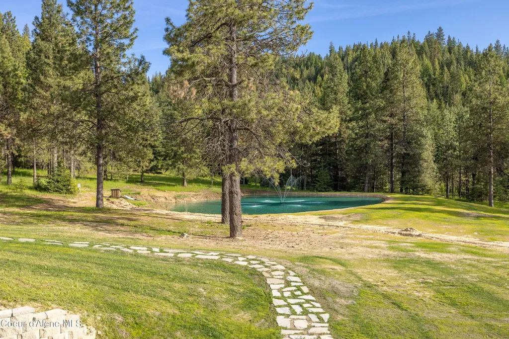 11065 S Carlin Bay Road Harrison ID 83833