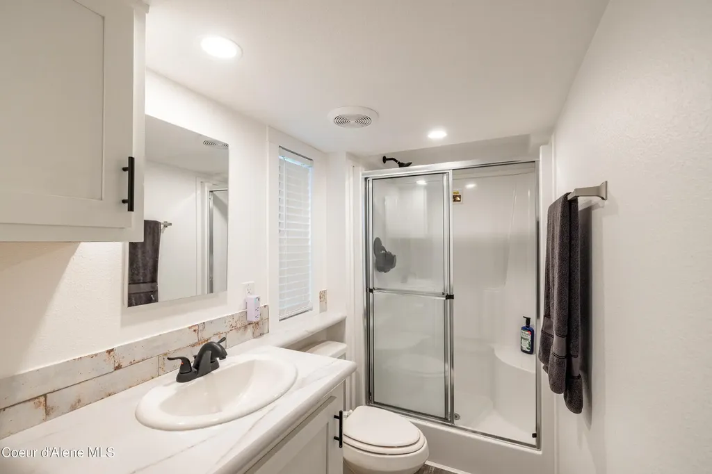 11065 S Carlin Bay Road Harrison ID 83833