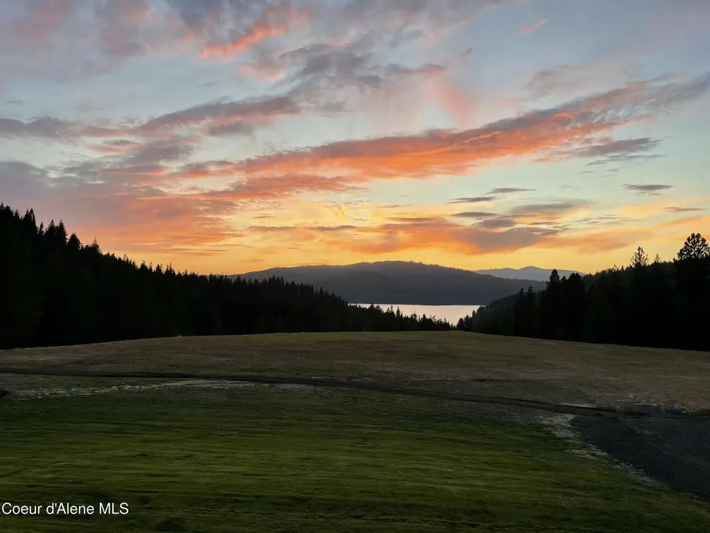 11065 S Carlin Bay Road Harrison ID 83833