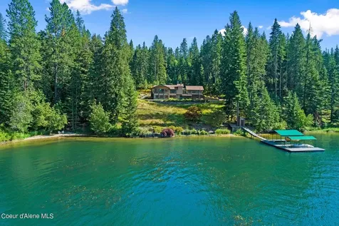 7285 E Henry Point Road Hayden ID 83835
