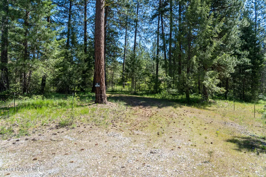 Nka W Riverview Drive Post Falls ID 83854
