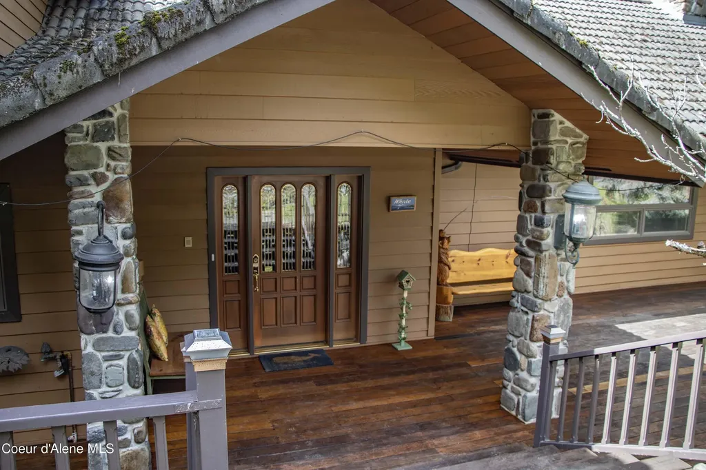 58 Silver Pines Road Hope ID 83836