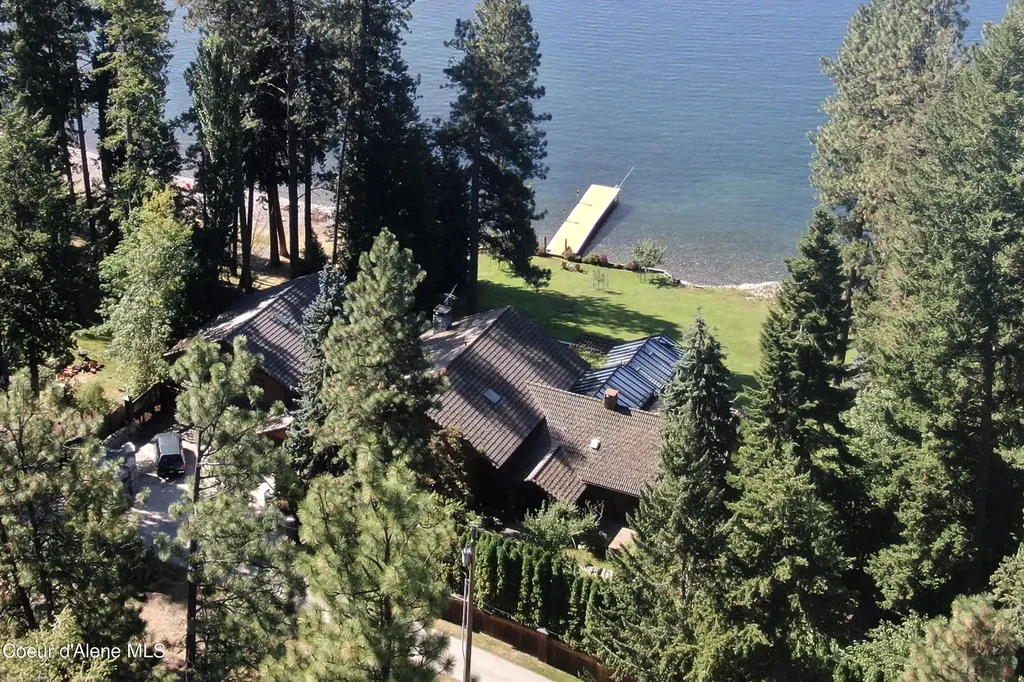 58 Silver Pines Road Hope ID 83836