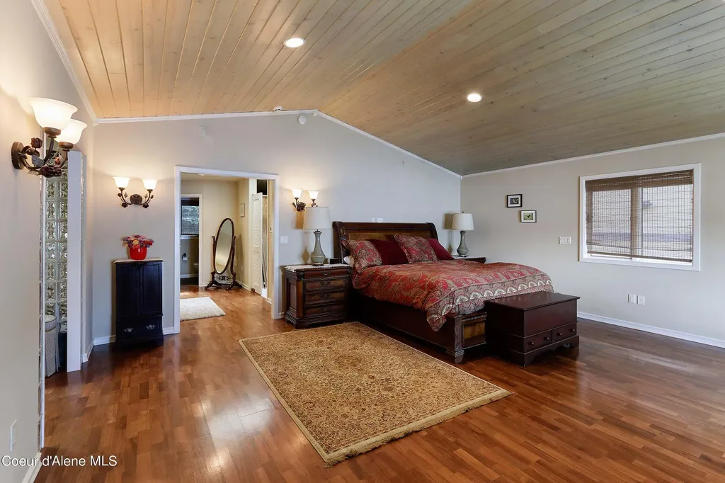 58 Silver Pines Road Hope ID 83836