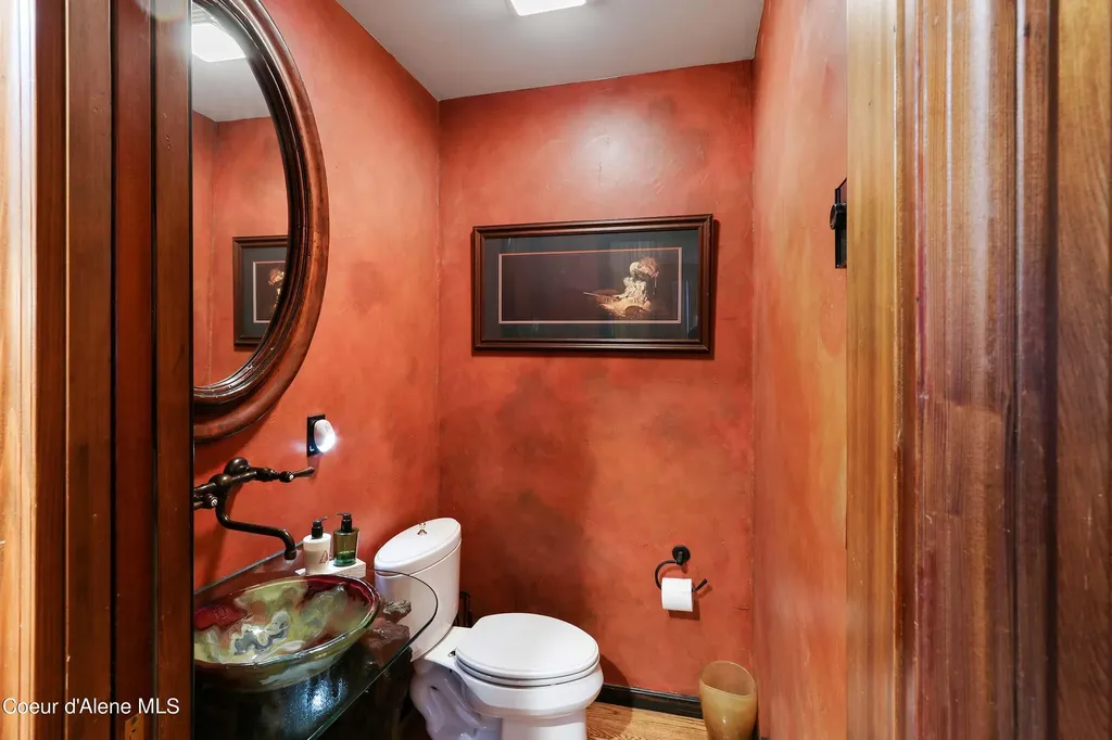 58 Silver Pines Road Hope ID 83836