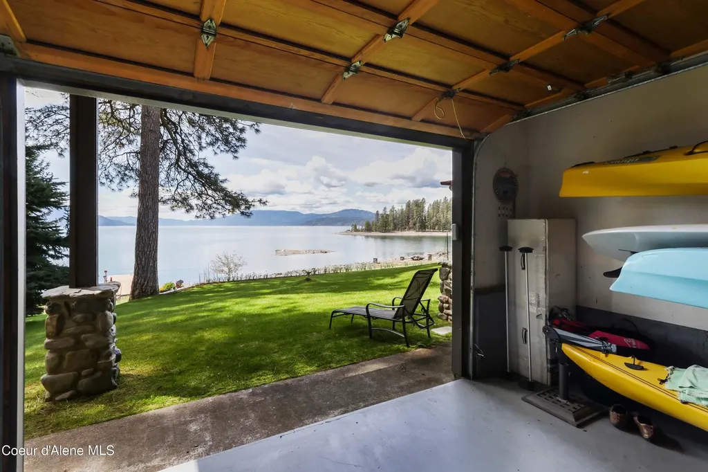 58 Silver Pines Road Hope ID 83836