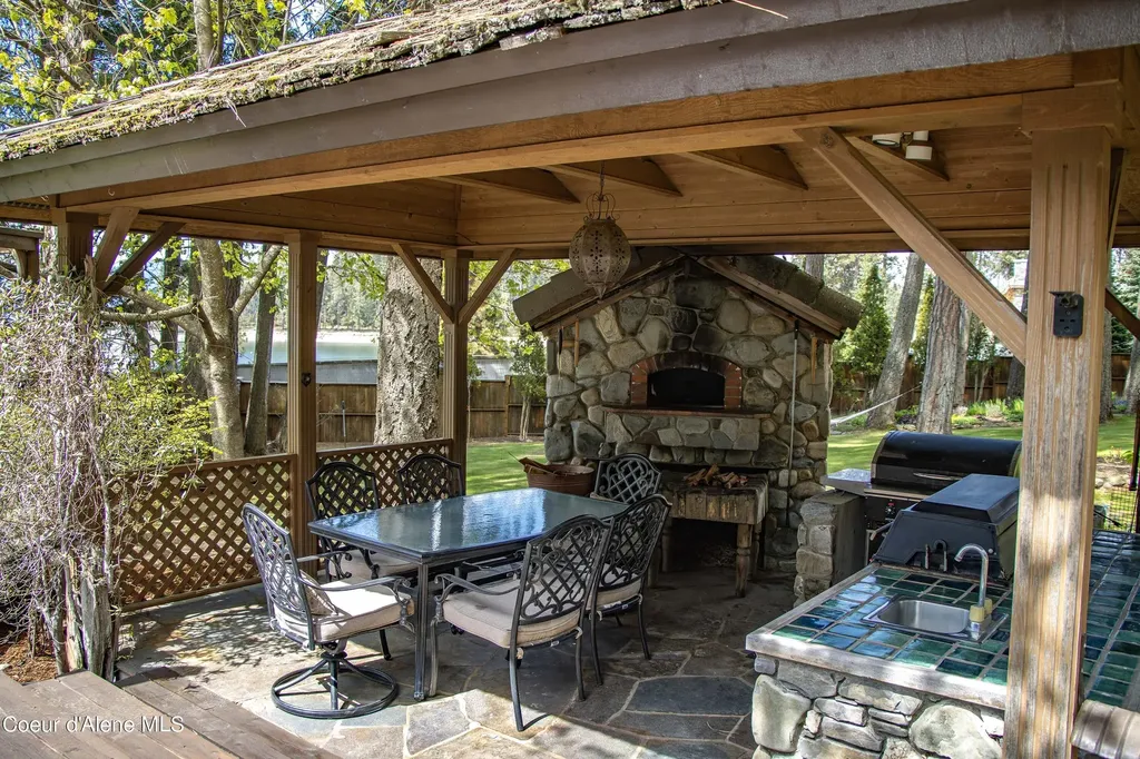58 Silver Pines Road Hope ID 83836