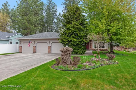 5811 E Shoreline Drive Post Falls ID 83854