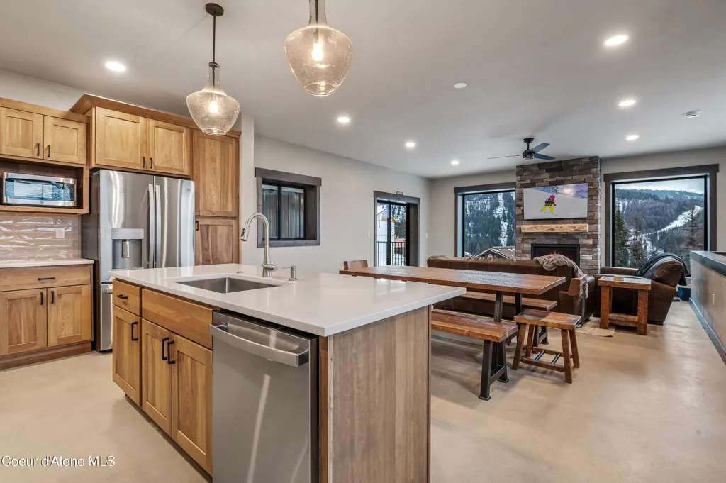 64 Marmot Circle Sandpoint ID 83864