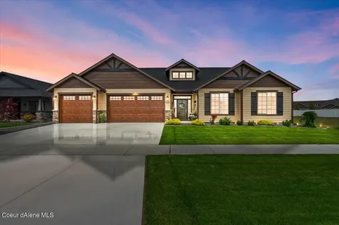 1083 W Wayward Circle Post Falls ID 83854