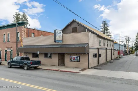 215 Pine Street Sandpoint ID 83864