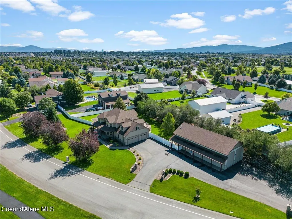 2210 W Grange Avenue Post Falls ID 83854