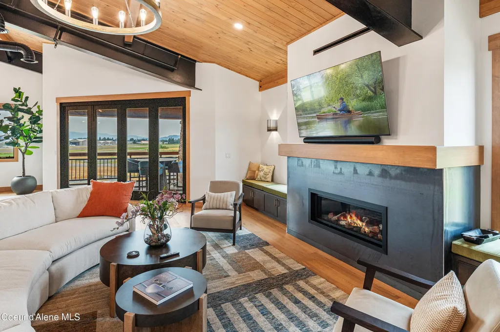 1208 Spitfire Street Sandpoint ID 83864