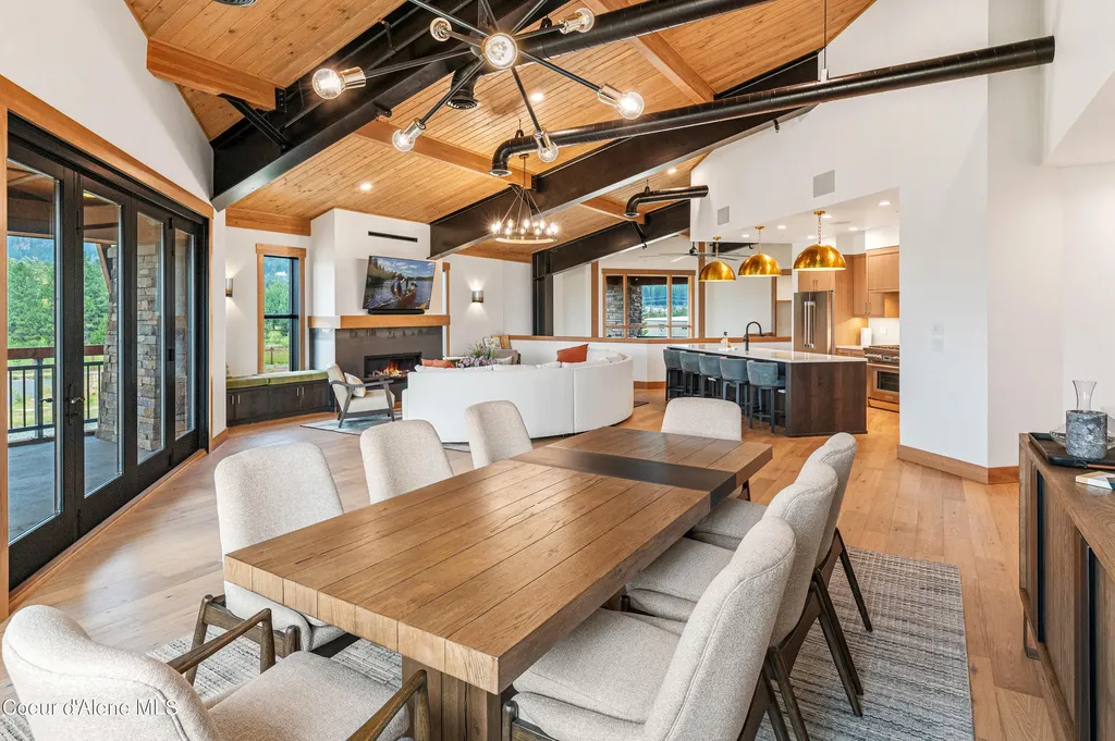 1208 Spitfire Street Sandpoint ID 83864