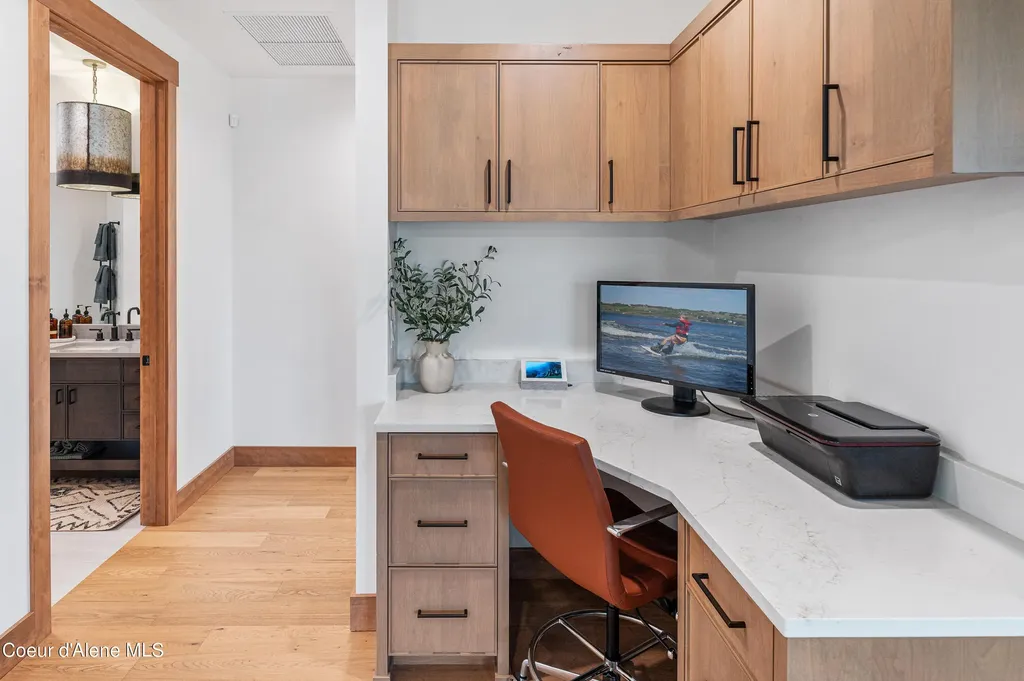 1208 Spitfire Street Sandpoint ID 83864
