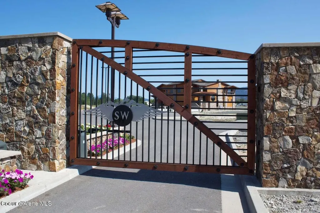 1208 Spitfire Street Sandpoint ID 83864