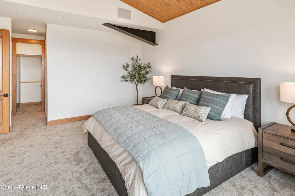 1208 Spitfire Street Sandpoint ID 83864