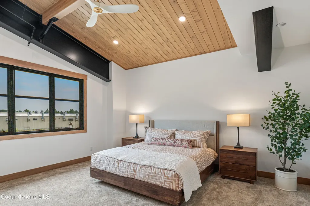 1208 Spitfire Street Sandpoint ID 83864