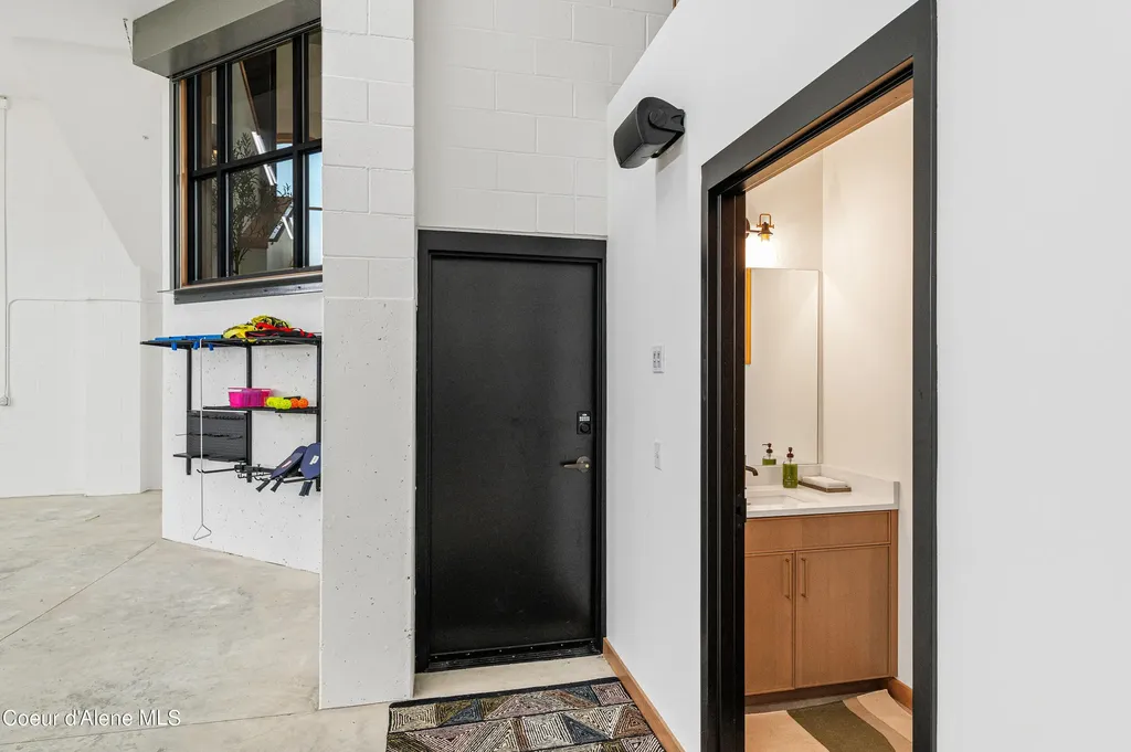 1208 Spitfire Street Sandpoint ID 83864