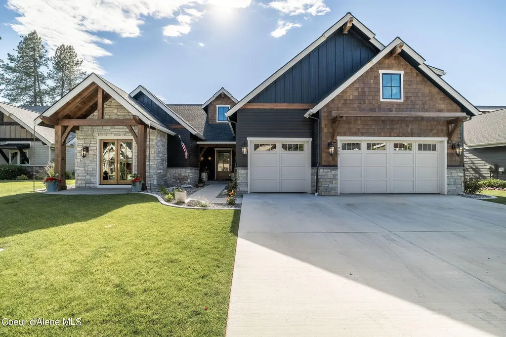 9667 N Pine Valley Court Hayden ID 83835