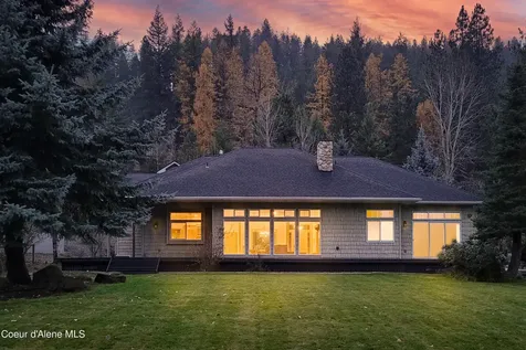 211 Golfview Lane Sandpoint ID 83864