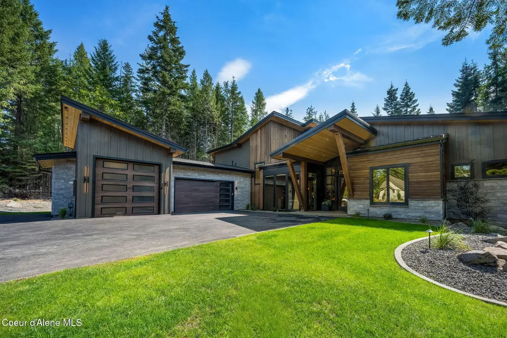 3818 E Winray Drive Hayden ID 83835