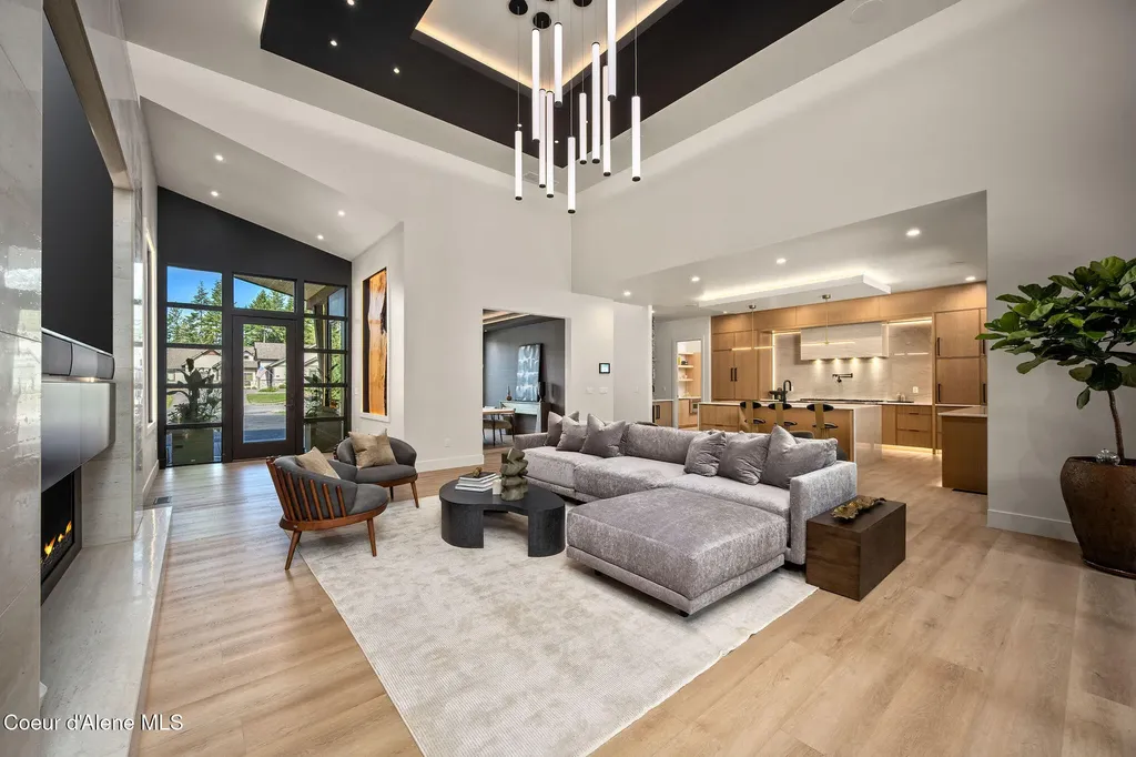 3818 E Winray Drive Hayden ID 83835