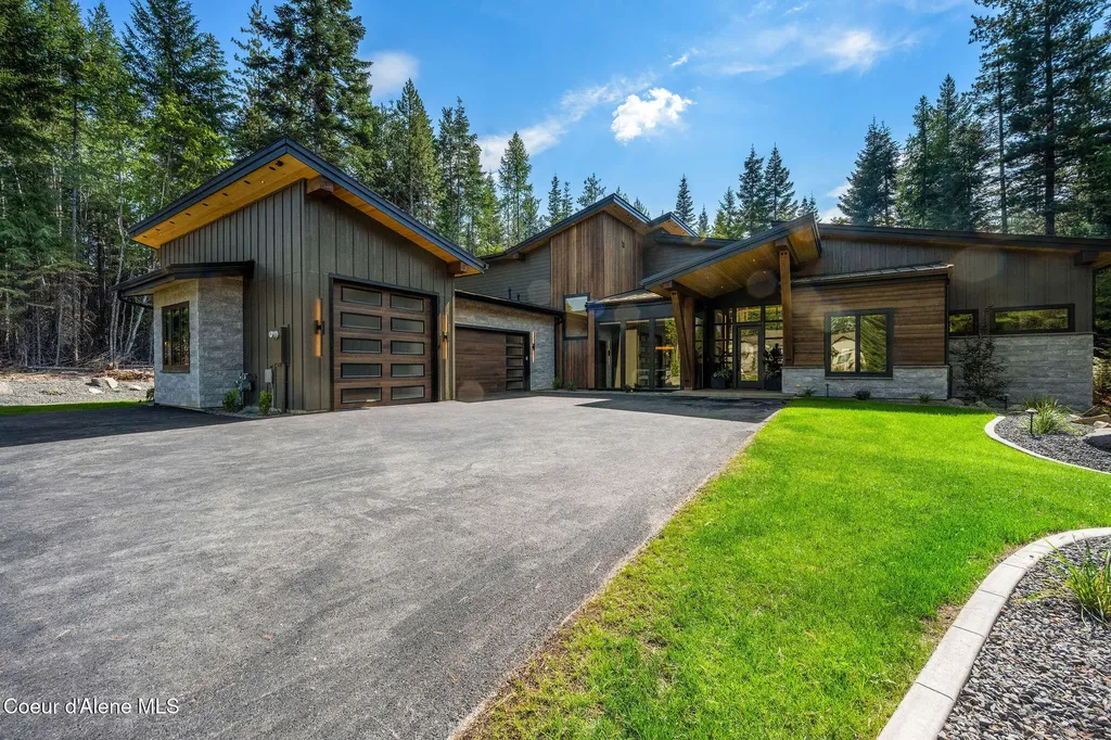 3818 E Winray Drive Hayden ID 83835