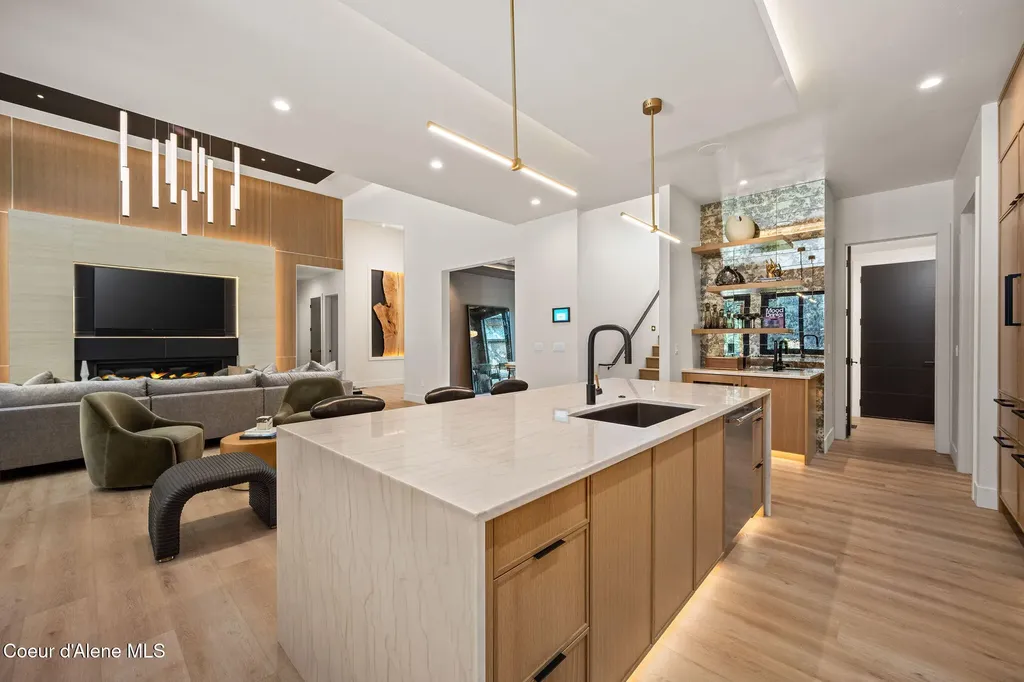 3818 E Winray Drive Hayden ID 83835