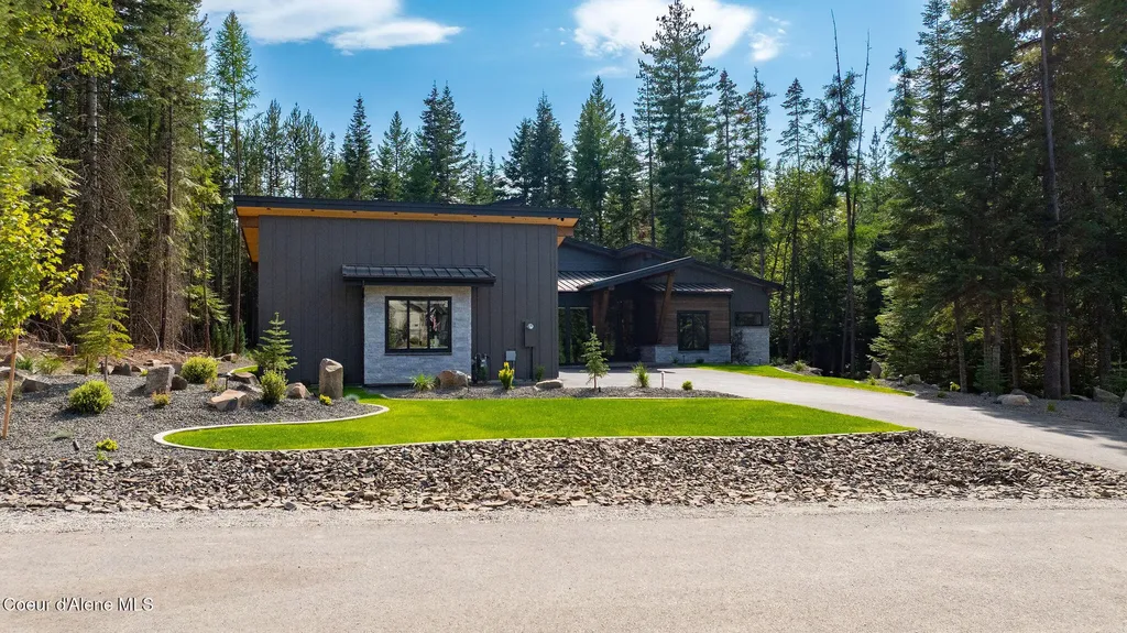 3818 E Winray Drive Hayden ID 83835