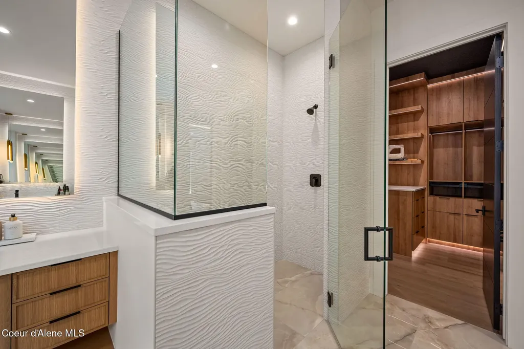 3818 E Winray Drive Hayden ID 83835