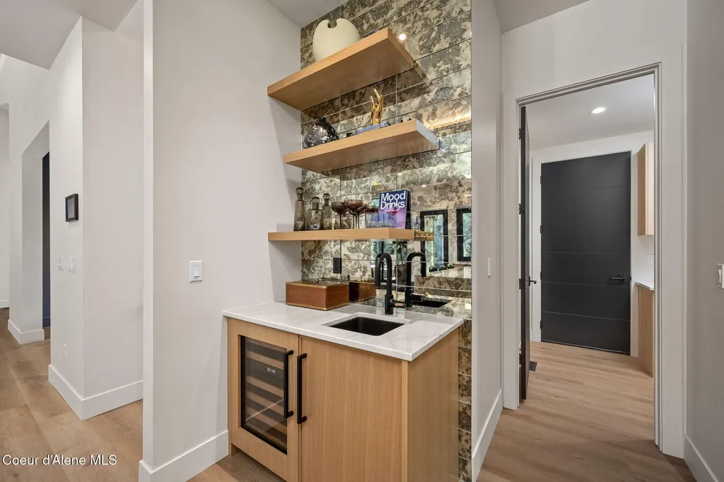 3818 E Winray Drive Hayden ID 83835