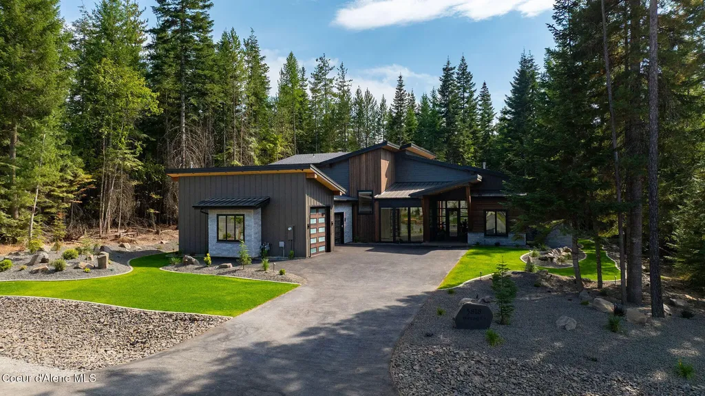 3818 E Winray Drive Hayden ID 83835