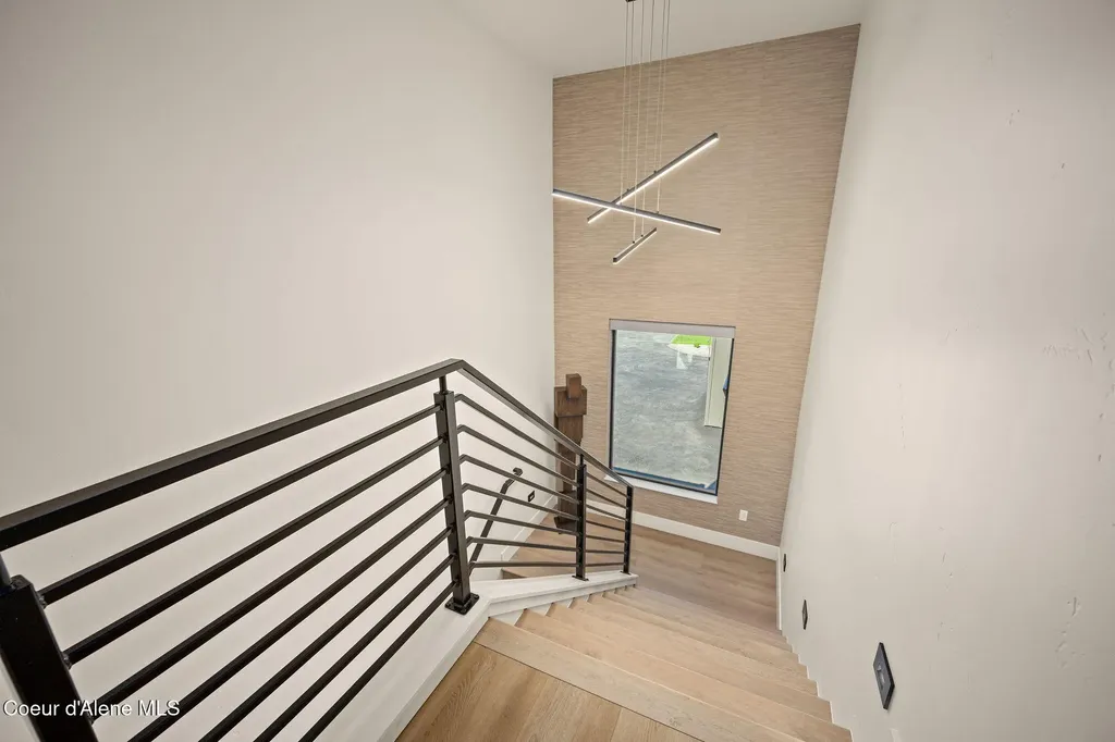 3818 E Winray Drive Hayden ID 83835