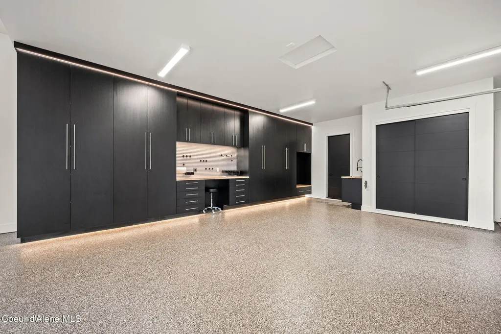3818 E Winray Drive Hayden ID 83835