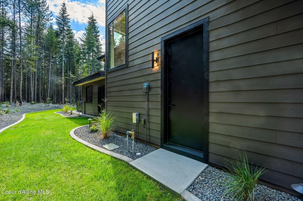 3818 E Winray Drive Hayden ID 83835