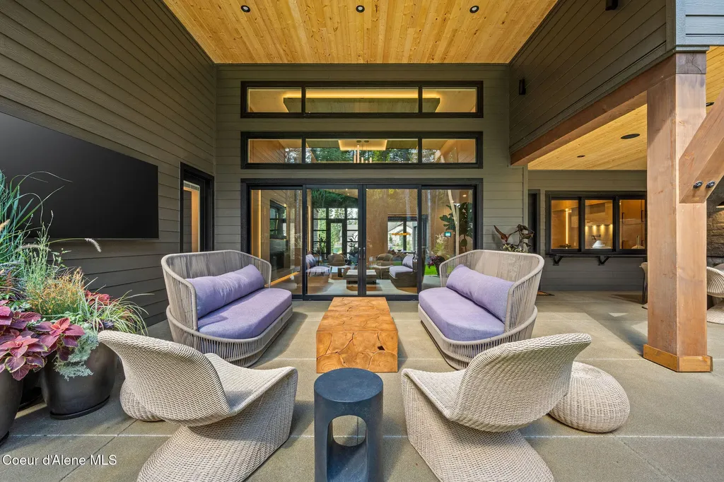 3818 E Winray Drive Hayden ID 83835