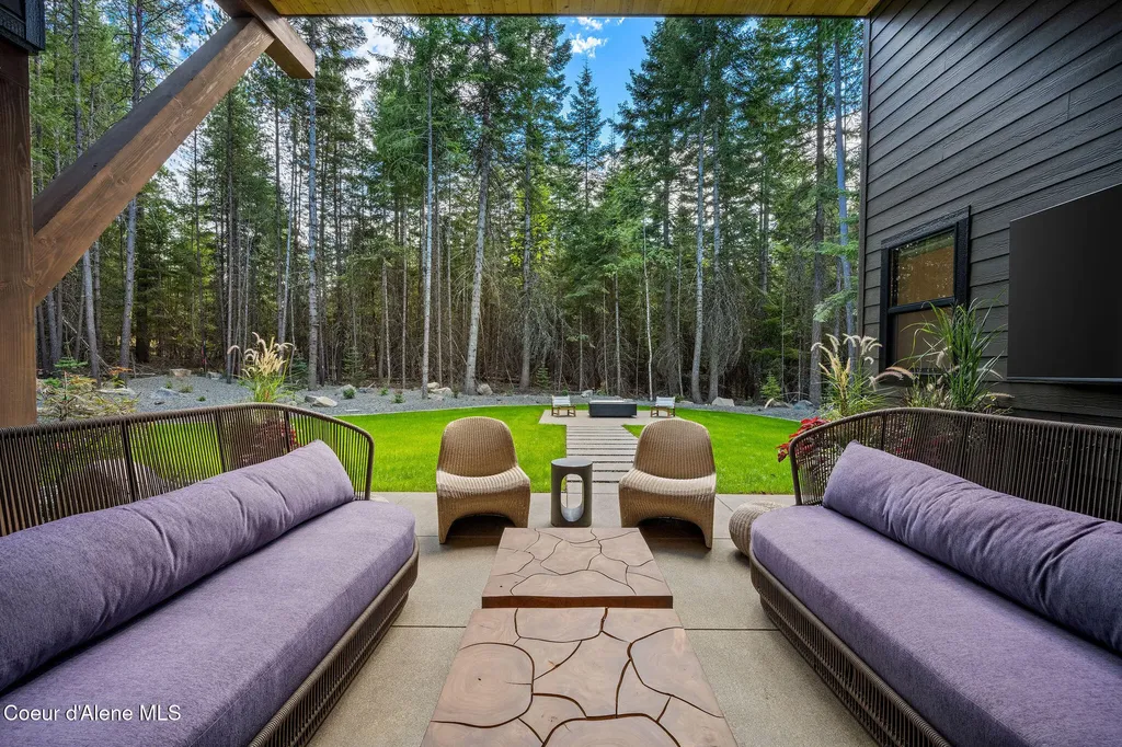 3818 E Winray Drive Hayden ID 83835